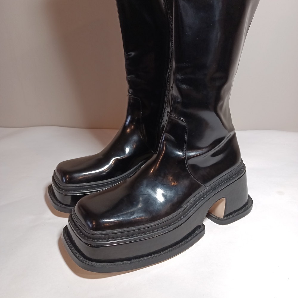 Black Platform Knee-High Boots - Women - Picture 6 of 8